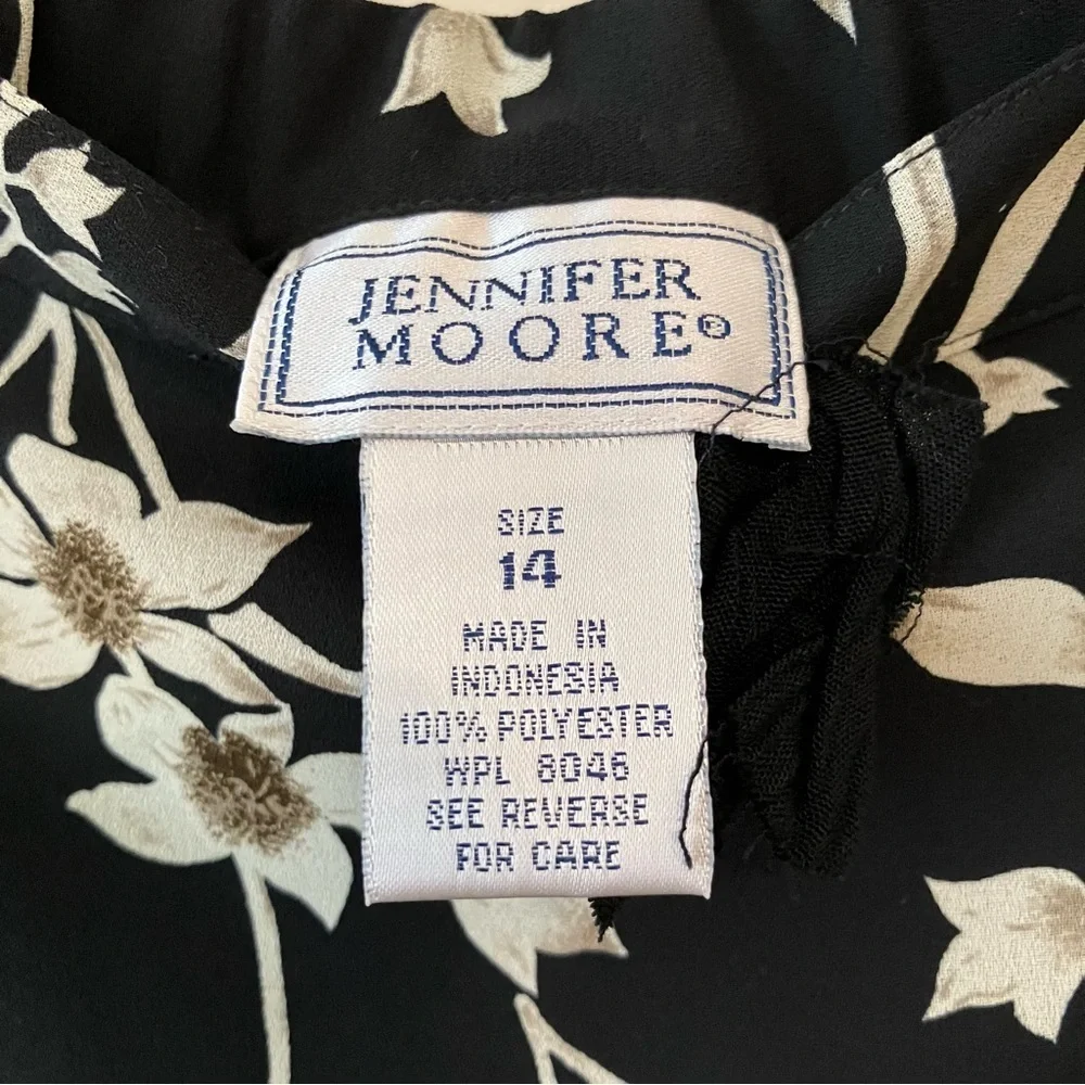 Jennifer Moore vintage new